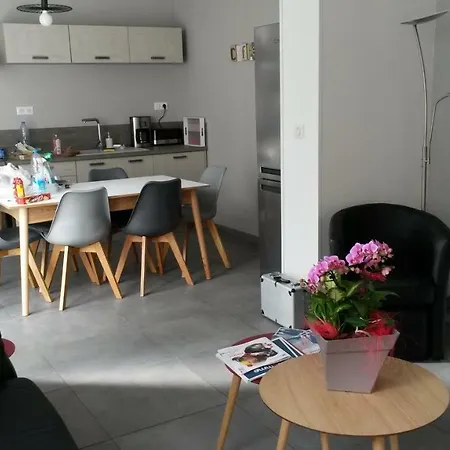 De L'ancre * Альбер